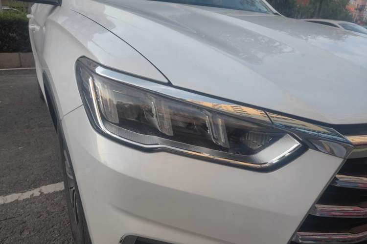 Used BYD Song Pro 2019 1.5T Automatic Elite Edition Right Front Headlight