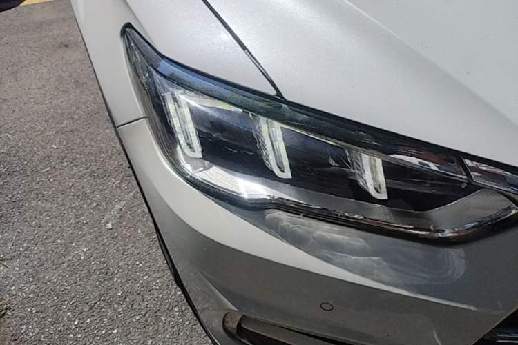 Used BYD Song Pro 2019 1.5T Automatic Luxury Model Right Front Headlight