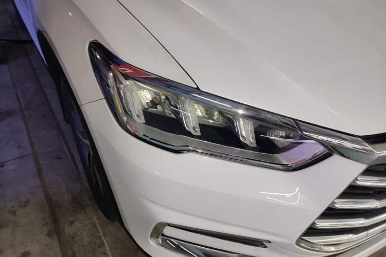 Used BYD Song Pro 2019 1.5T Automatic Elite Edition Right Front Headlight