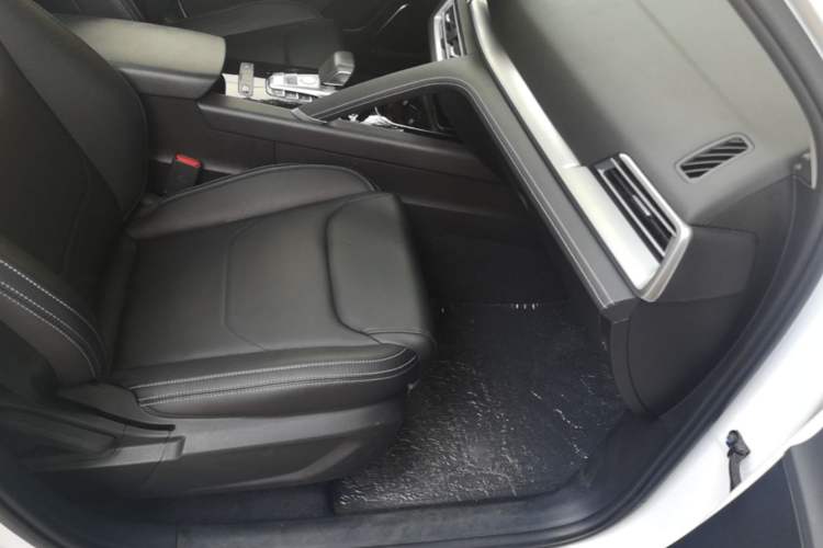 Used BYD Song Pro 2019 1.5T Automatic Luxury Model Right Front Seat