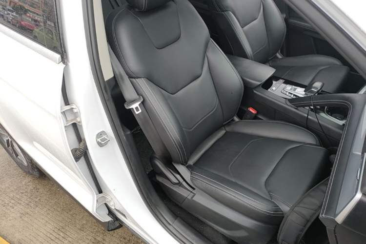 Used BYD Song Pro 2019 1.5T Automatic Elite Edition Right Front Seat