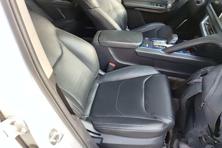 Used BYD Song Pro 2019 1.5T Automatic Elite Edition Right Front Seat