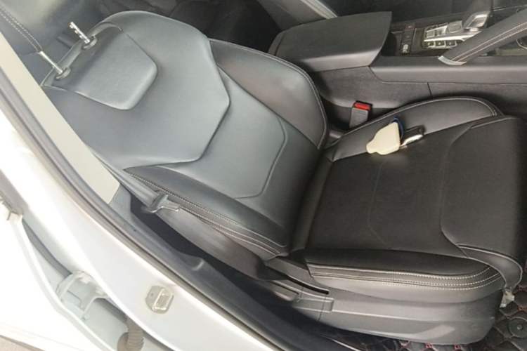 Used BYD Song Pro 2019 1.5T Automatic Elite Edition Right Front Seat