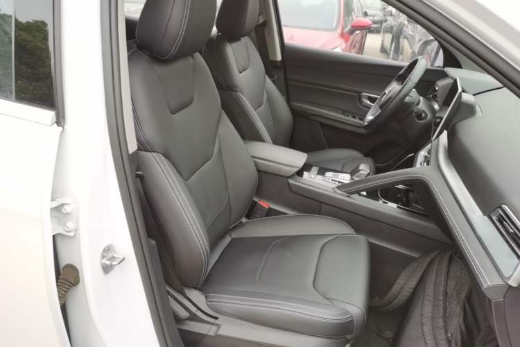 Used BYD Song Pro 2019 1.5T Automatic Elite Edition Right Front Seat