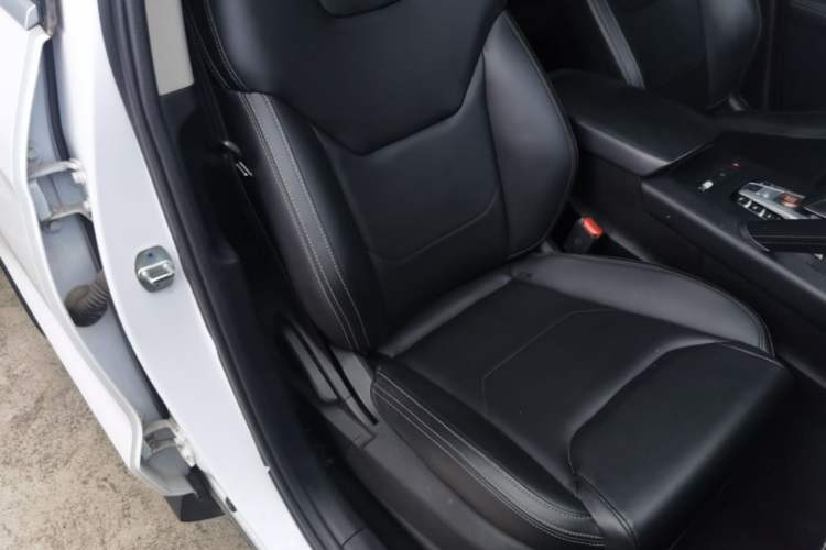 Used BYD Song Pro 2019 1.5T Automatic Elite Edition Right Front Seat