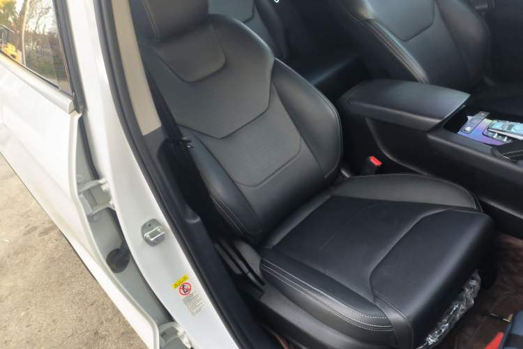 Used BYD Song Pro 2019 1.5T Automatic Luxury Model Right Front Seat