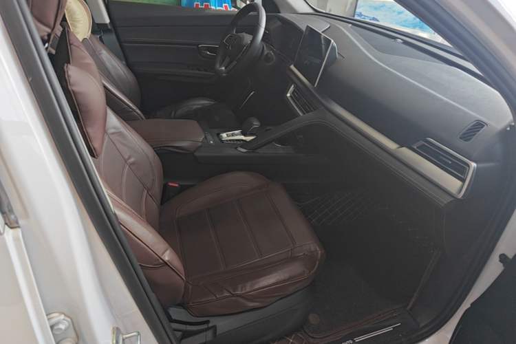 Used BYD Song Pro 2019 1.5T Automatic Elite Edition Right Front Seat