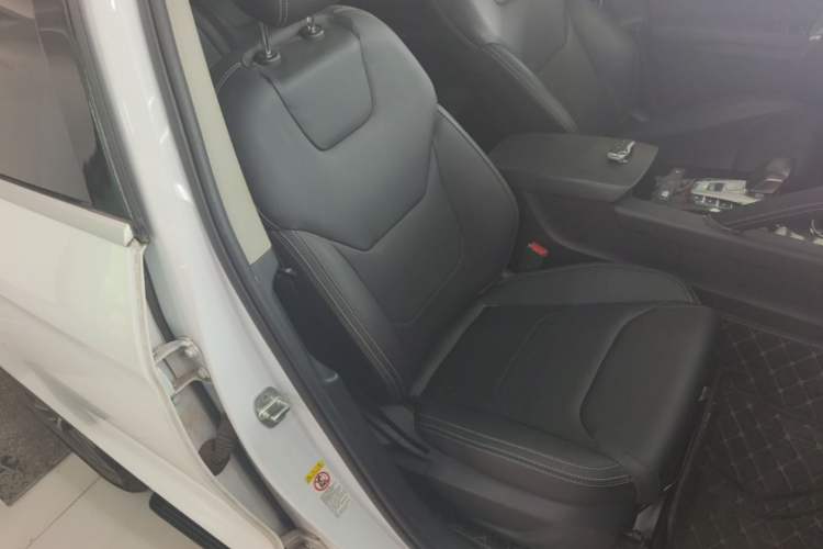 Used BYD Song Pro 2019 1.5T Automatic Luxury Model Right Front Seat
