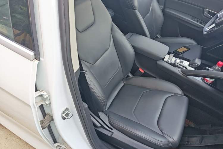 Used BYD Song Pro 2019 1.5T Automatic Elite Edition Right Front Seat