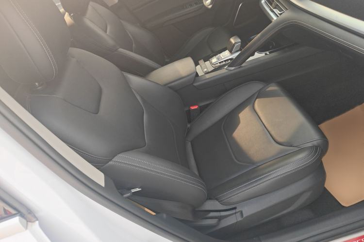 Used BYD Song Pro 2019 1.5T Automatic Elite Edition Right Front Seat