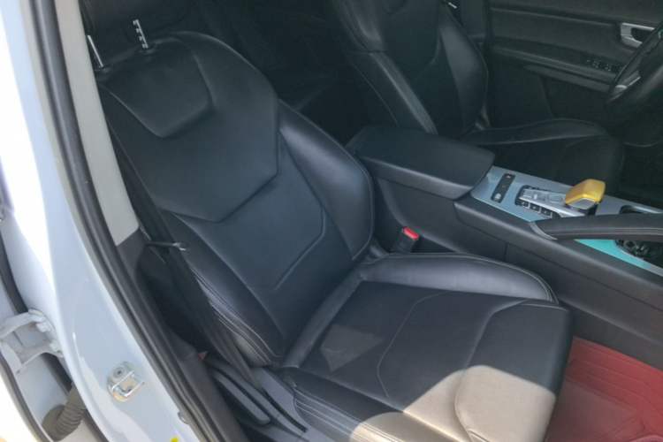 Used BYD Song Pro 2019 1.5T Automatic Luxury Model Right Front Seat
