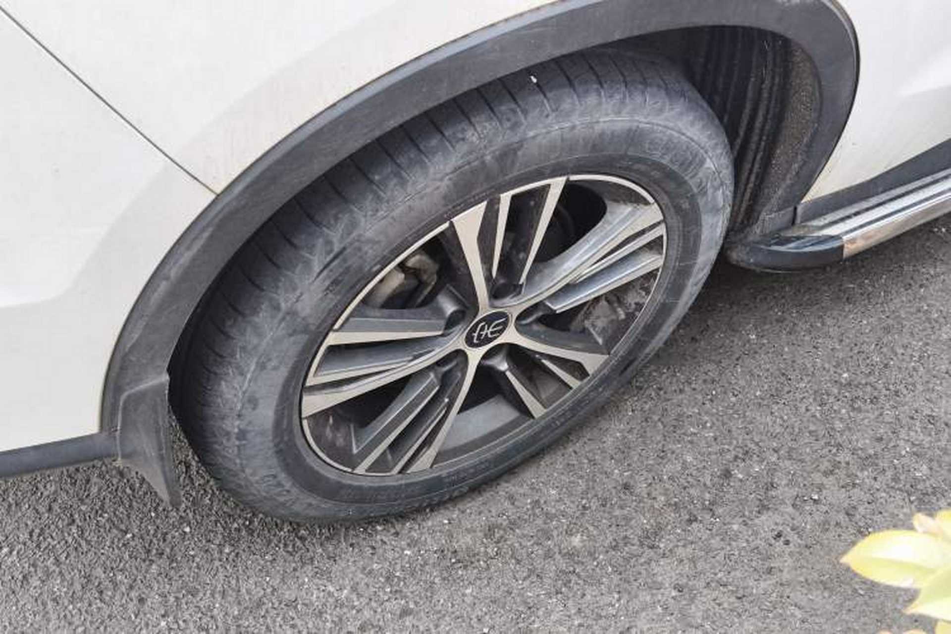 Used BYD Song Pro 2019 1.5T Automatic Elite Edition Right Front Wheel Hub