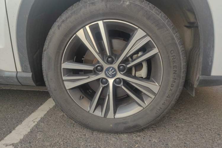 Used BYD Song Pro 2019 1.5T Automatic Elite Edition Right Front Wheel Hub