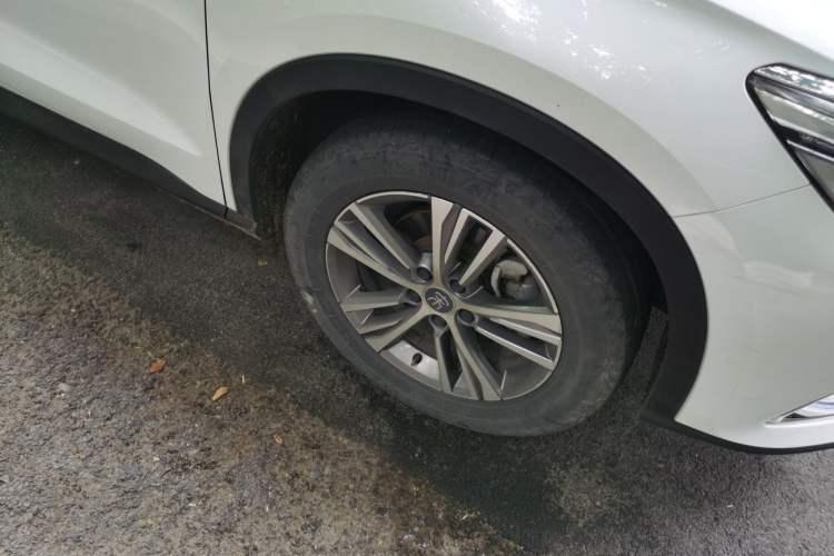 Used BYD Song Pro 2019 1.5T Automatic Elite Edition Right Front Wheel Hub