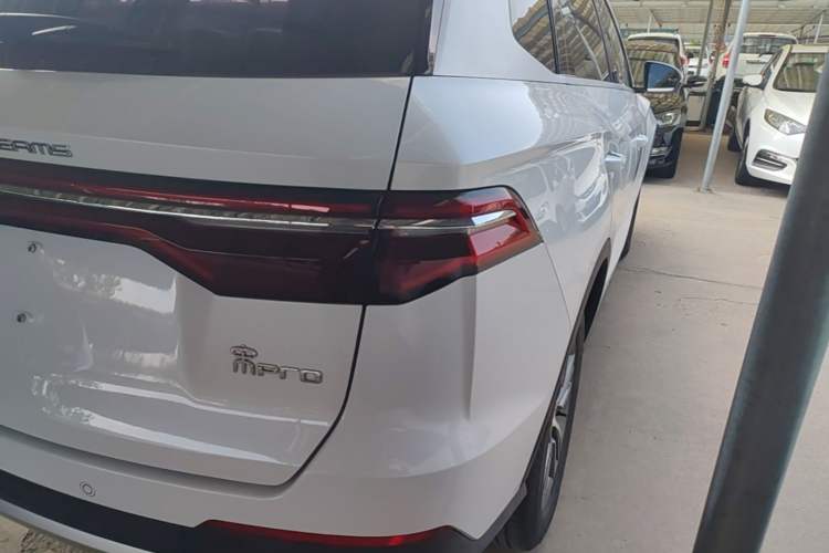 Used BYD Song Pro 2019 1.5T Automatic Luxury Model Right Rear Taillight