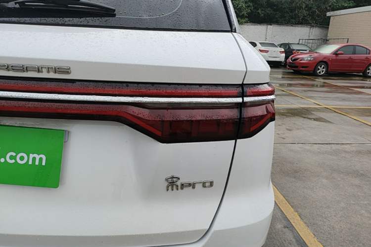 Used BYD Song Pro 2019 1.5T Automatic Elite Edition Right Rear Taillight