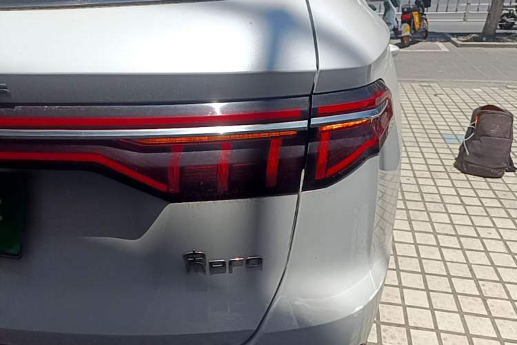 Used BYD Song Pro 2019 1.5T Automatic Luxury Model Right Rear Taillight