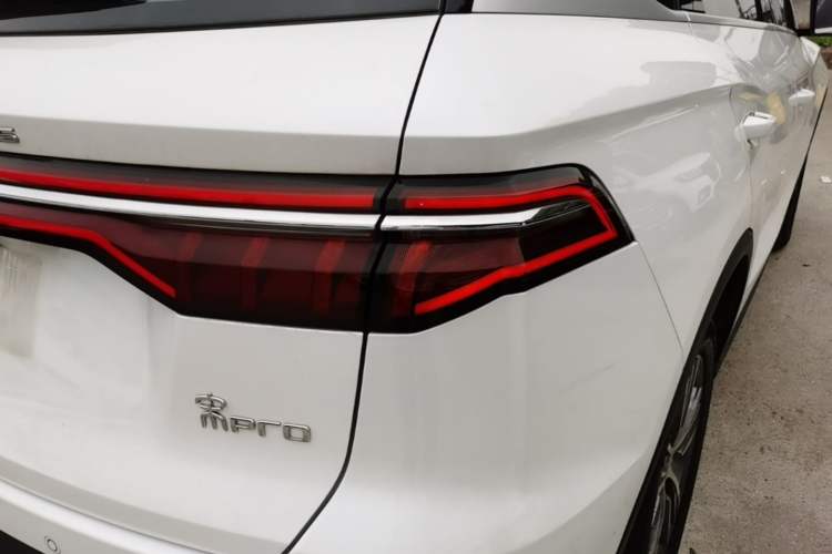 Used BYD Song Pro 2019 1.5T Automatic Elite Edition Right Rear Taillight