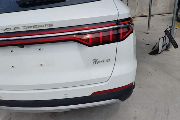 Used BYD Song Pro 2019 1.5T Automatic Elite Edition Right Rear Taillight