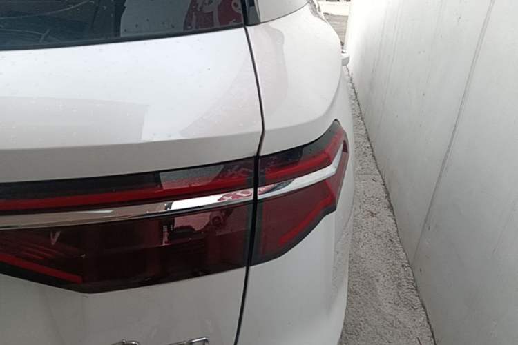 Used BYD Song Pro 2019 1.5T Automatic Elite Edition Right Rear Taillight
