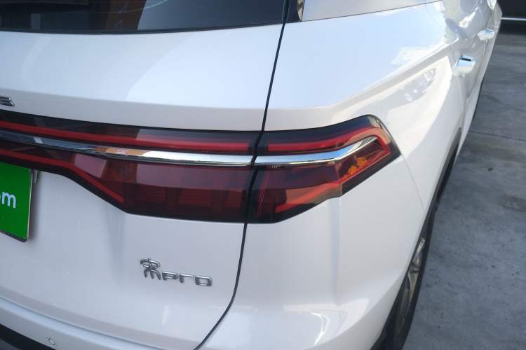 Used BYD Song Pro 2019 1.5T Automatic Prestige Model Right Rear Taillight