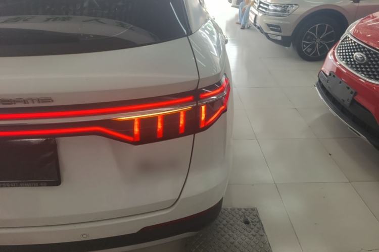Used BYD Song Pro 2019 1.5T Automatic Luxury Model Right Rear Taillight