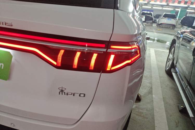 Used BYD Song Pro 2019 1.5T Automatic Elite Edition Right Rear Taillight