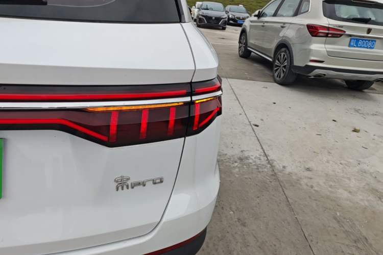 Used BYD Song Pro 2019 1.5T Automatic Luxury Model Right Rear Taillight