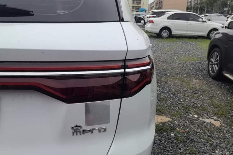 Used BYD Song Pro 2019 1.5T Automatic Elite Edition Right Rear Taillight