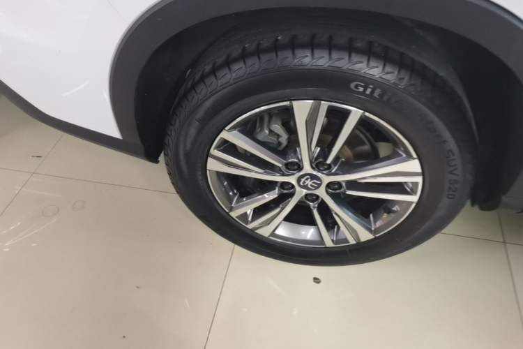 Used BYD Song Pro 2019 1.5T Automatic Elite Edition Right Rear Wheel Hub