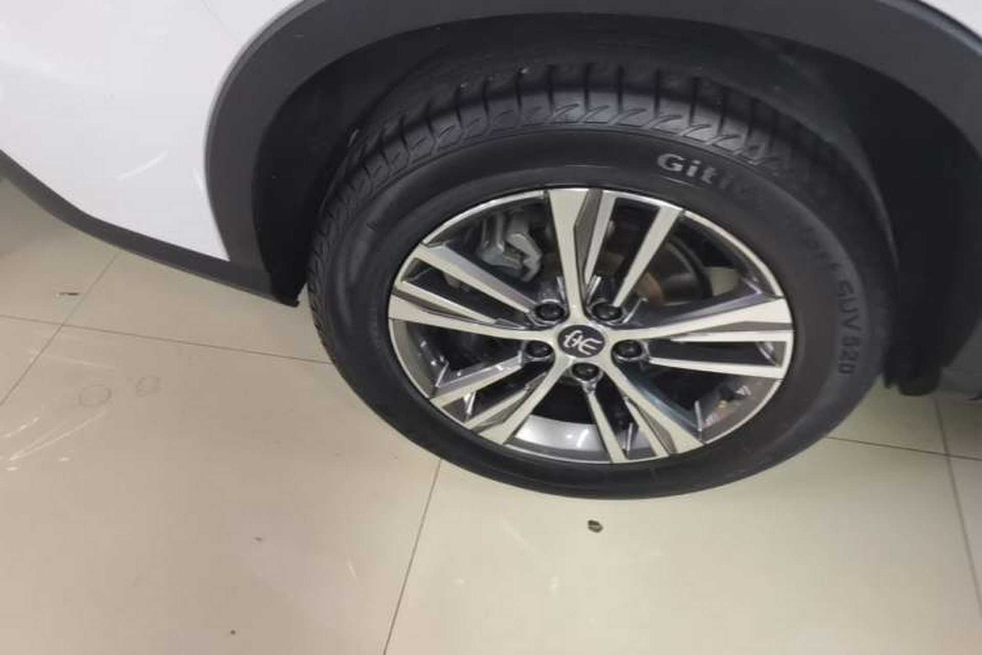 Used BYD Song Pro 2019 1.5T Automatic Elite Edition Right Rear Wheel Hub