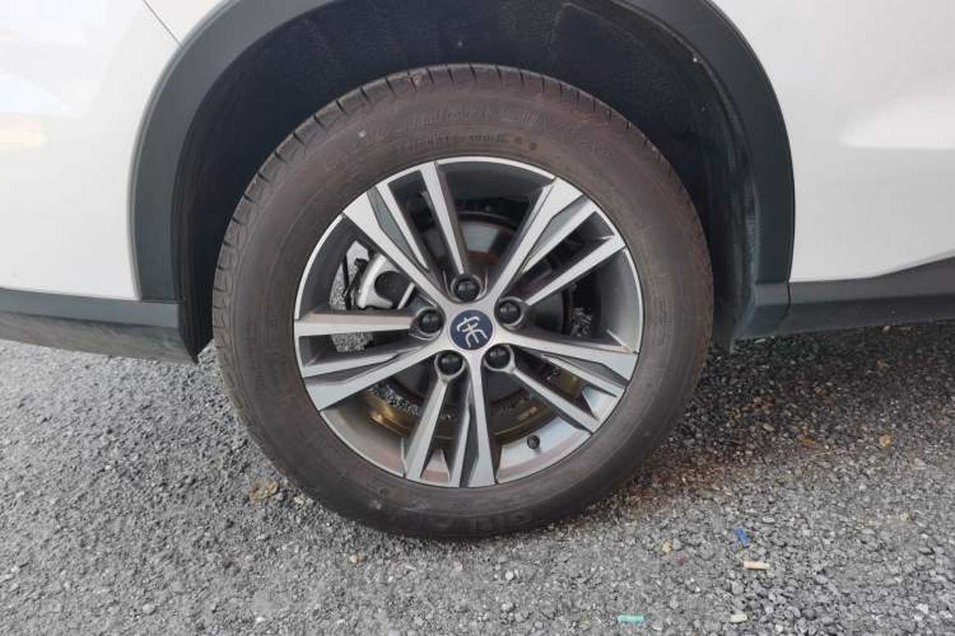 Used BYD Song Pro 2019 1.5T Automatic Luxury Model Right Rear Wheel Hub