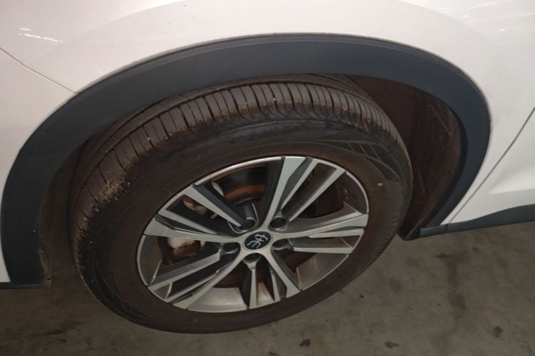 Used BYD Song Pro 2019 1.5T Automatic Elite Edition Right Rear Wheel Hub