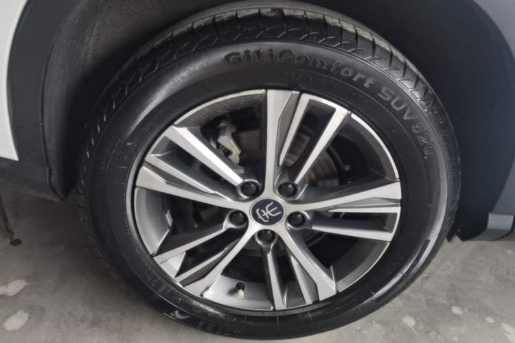 Used BYD Song Pro 2019 1.5T Automatic Elite Edition Right Rear Wheel Hub