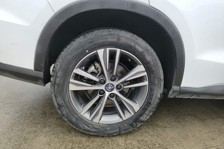 Used BYD Song Pro 2019 1.5T Automatic Elite Edition Right Rear Wheel Hub