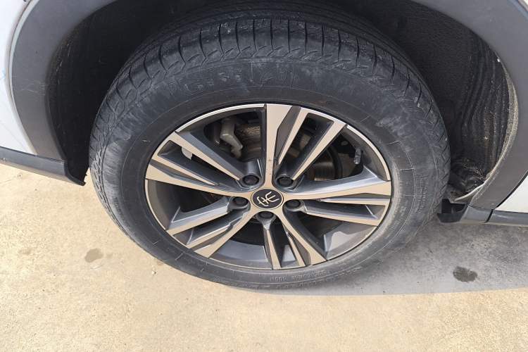 Used BYD Song Pro 2019 1.5T Automatic Luxury Model Right Rear Wheel Hub