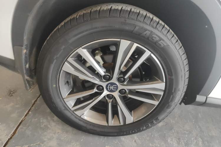 Used BYD Song Pro 2019 1.5T Automatic Luxury Model Right Rear Wheel Hub