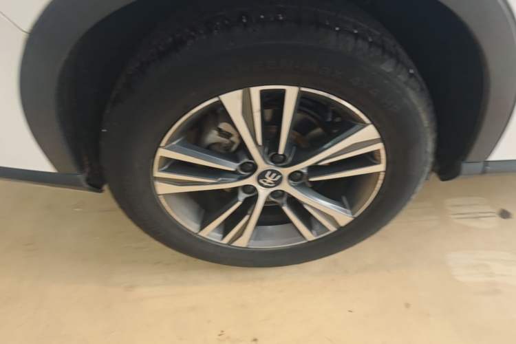 Used BYD Song Pro 2019 1.5T Automatic Luxury Model Right Rear Wheel Hub