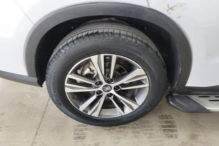 Used BYD Song Pro 2019 1.5T Automatic Luxury Model Right Rear Wheel Hub