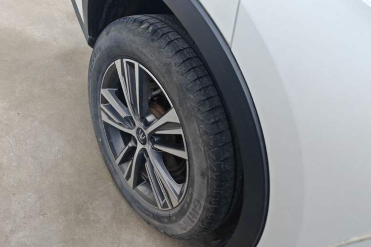 Used BYD Song Pro 2019 1.5T Automatic Luxury Model Right Rear Wheel Hub