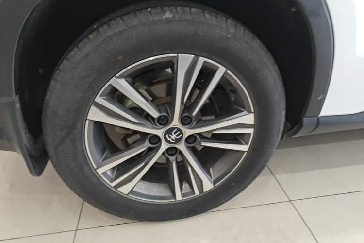 Used BYD Song Pro 2019 1.5T Automatic Prestige Model Right Rear Wheel Hub
