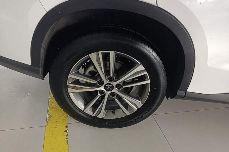 Used BYD Song Pro 2019 1.5T Automatic Luxury Model Right Rear Wheel Hub
