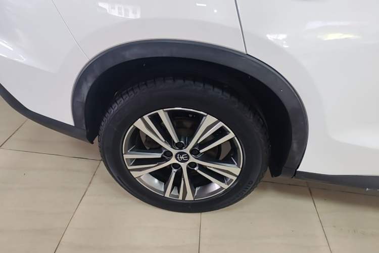 Used BYD Song Pro 2019 1.5T Automatic Elite Edition Right Rear Wheel Hub