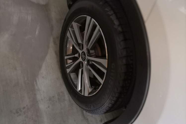Used BYD Song Pro 2019 1.5T Automatic Luxury Model Right Rear Wheel Hub