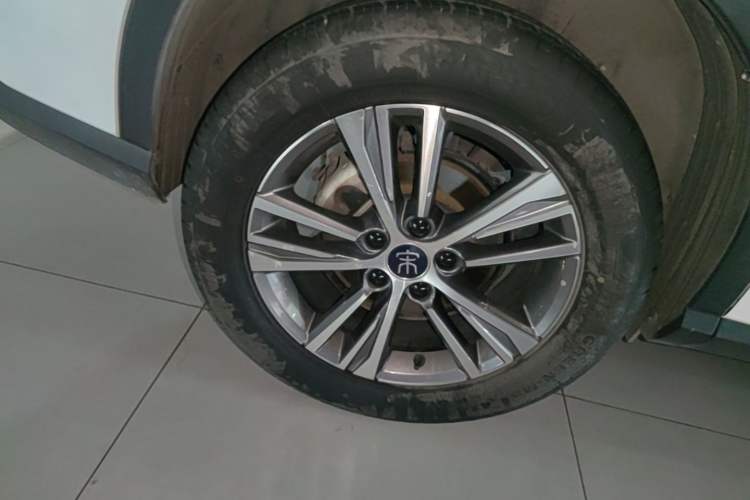 Used BYD Song Pro 2019 1.5T Automatic Luxury Model Right Rear Wheel Hub