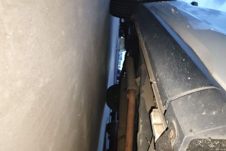 Used BYD Song Pro 2019 1.5T Automatic Luxury Model Right Side Sill