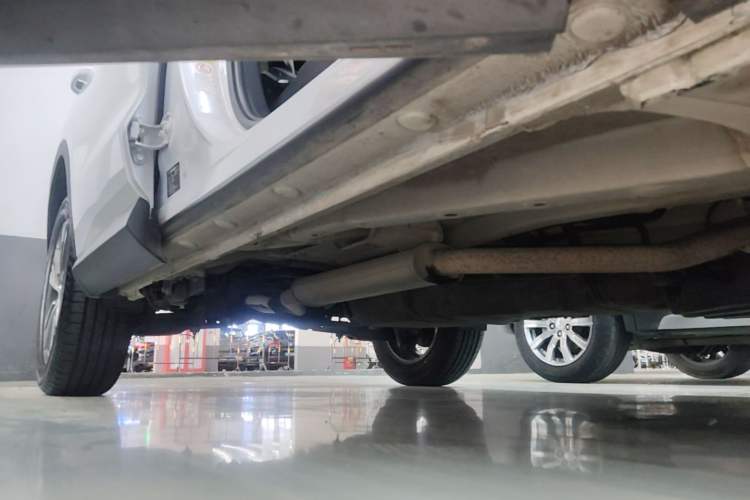 Used BYD Song Pro 2019 1.5T Automatic Luxury Model Right Side Sill