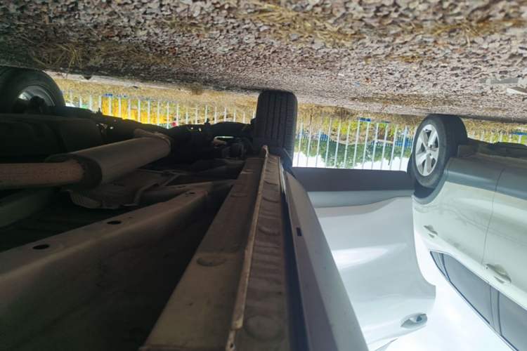 Used BYD Song Pro 2019 1.5T Automatic Luxury Model Right Side Sill