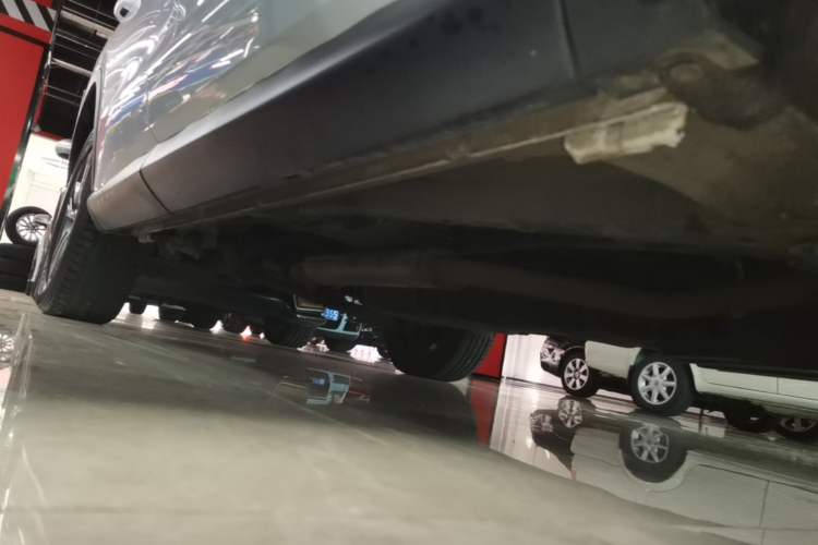 Used BYD Song Pro 2019 1.5T Automatic Elite Edition Right Side Sill