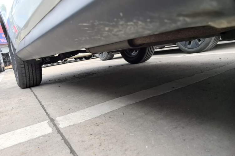 Used BYD Song Pro 2019 1.5T Automatic Prestige Model Right Side Sill